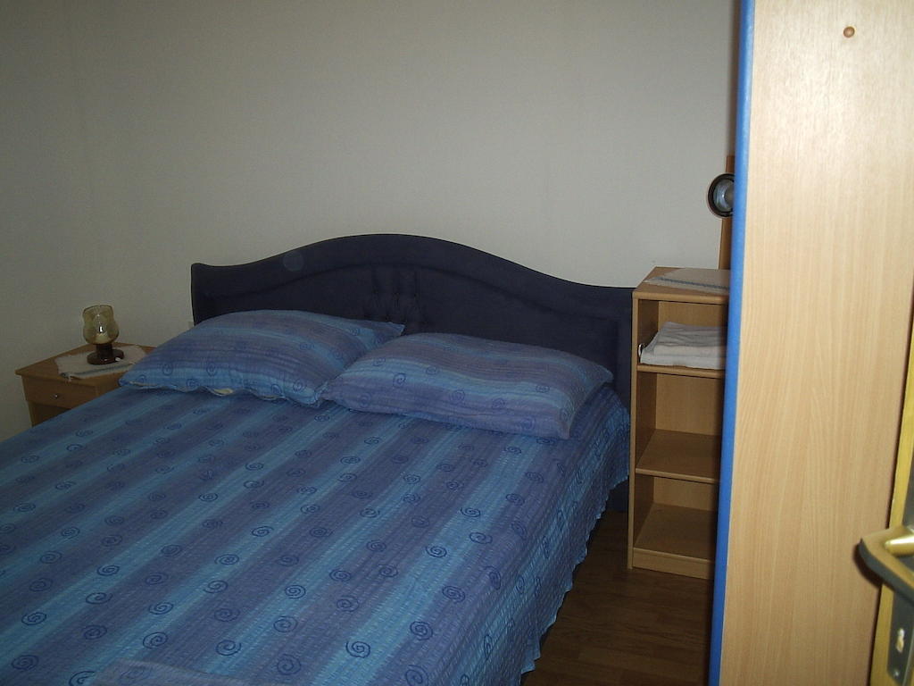 Apartments Holiday Lumbarda Zimmer foto